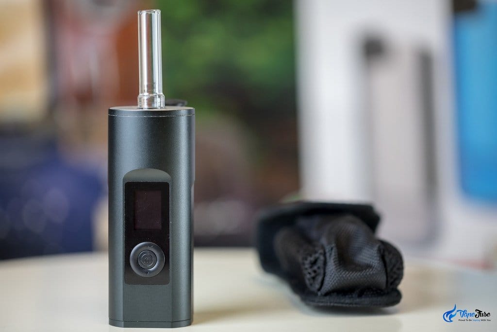 Arizer Solo II portable vaporizer with clip-on carry case