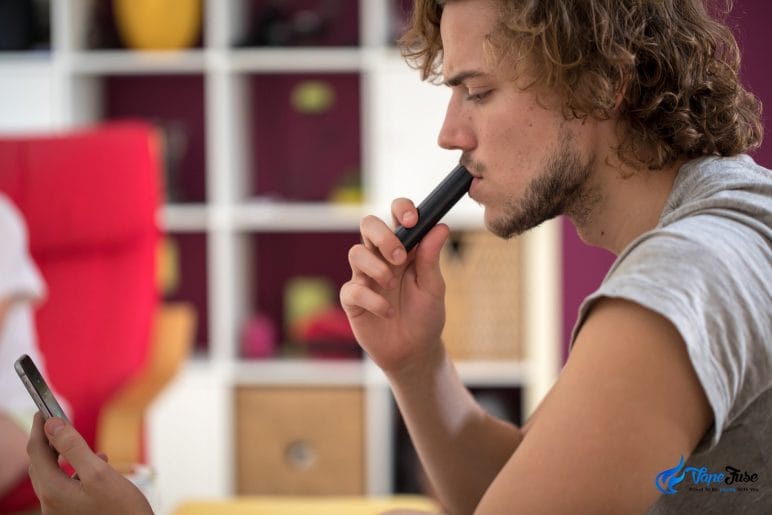 Using a Smartphone App with Your Portable Vape